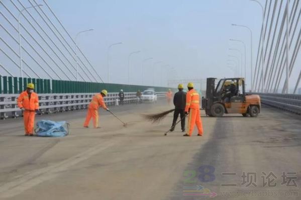 �ߺ���������